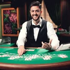 Panduan permainan slot Aviator, Sweet Bonanza, dan lainnya dari Live Chat oristoto